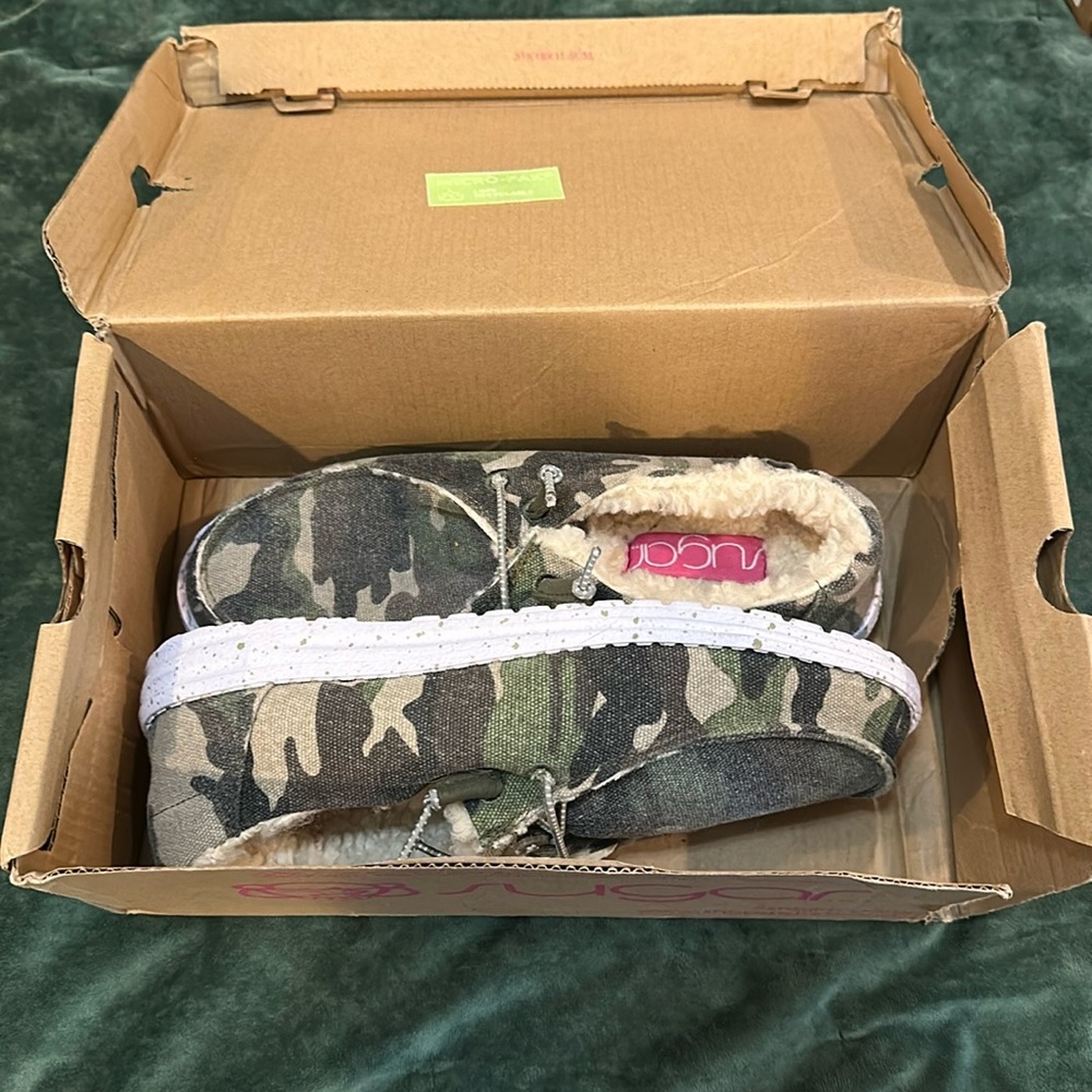 Brand new with box 7.5 Sugar brand slip on shoes camouflage